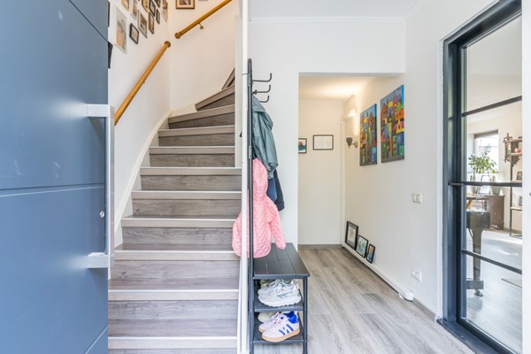 Foto - Verkocht: Ruime instapklare geschakelde 2 onder 1 kap woning voorzien van een goed isolatiepakket met aanbouw, bijkeuken, ruime tuin op zuiden (ca 131 m2) en garage gelegen in Kunrade.